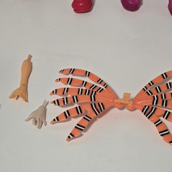 Monster High Ghoul Frankie Stein And Other Dolls/ Accessories Lot - 4 Dolls - Picture 15 of 16